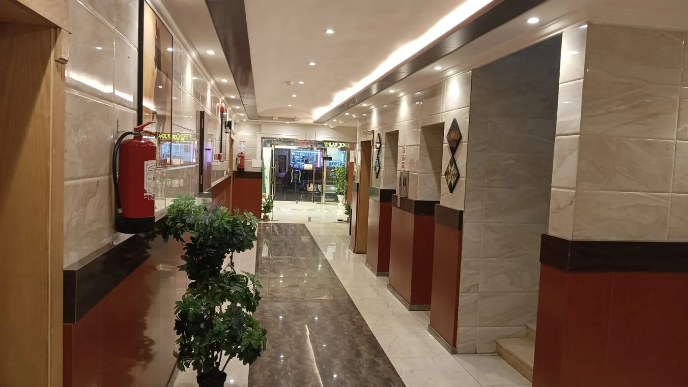 Golden M2 Services Apartments