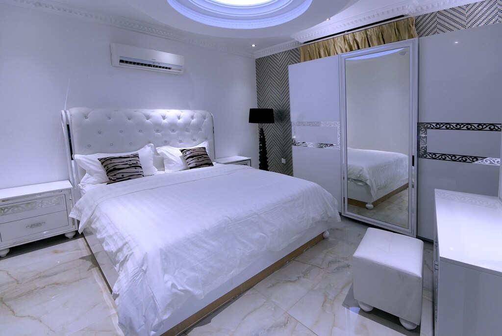 Jawharat Layali (For Families Only)