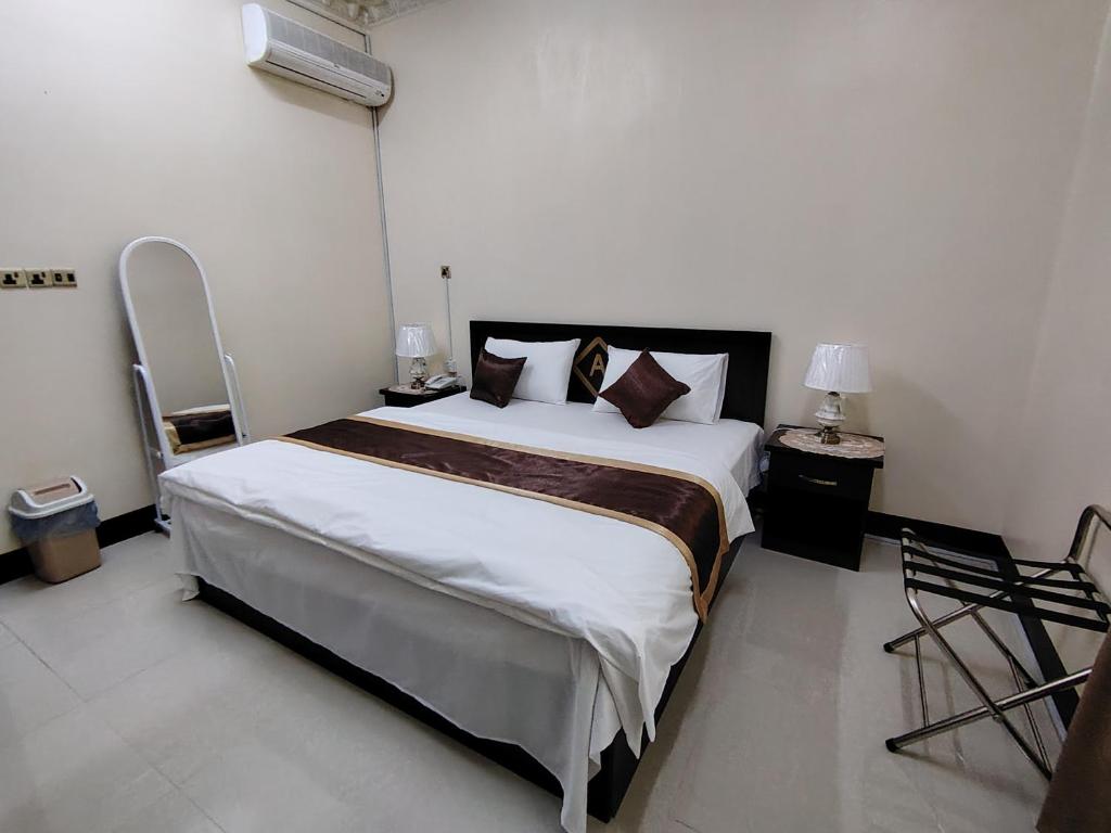 Al Eairy Furnished Apartments Dammam 4