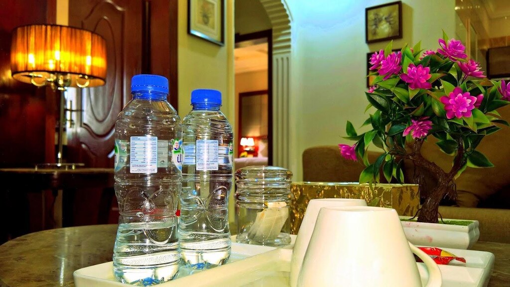 لؤلؤة الأربعين للأجنحة الفندقية