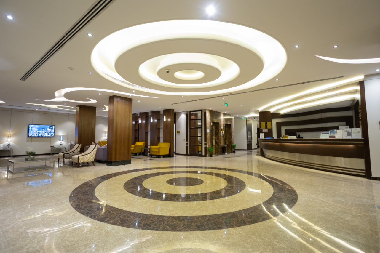 توباز للشقق المخدومة