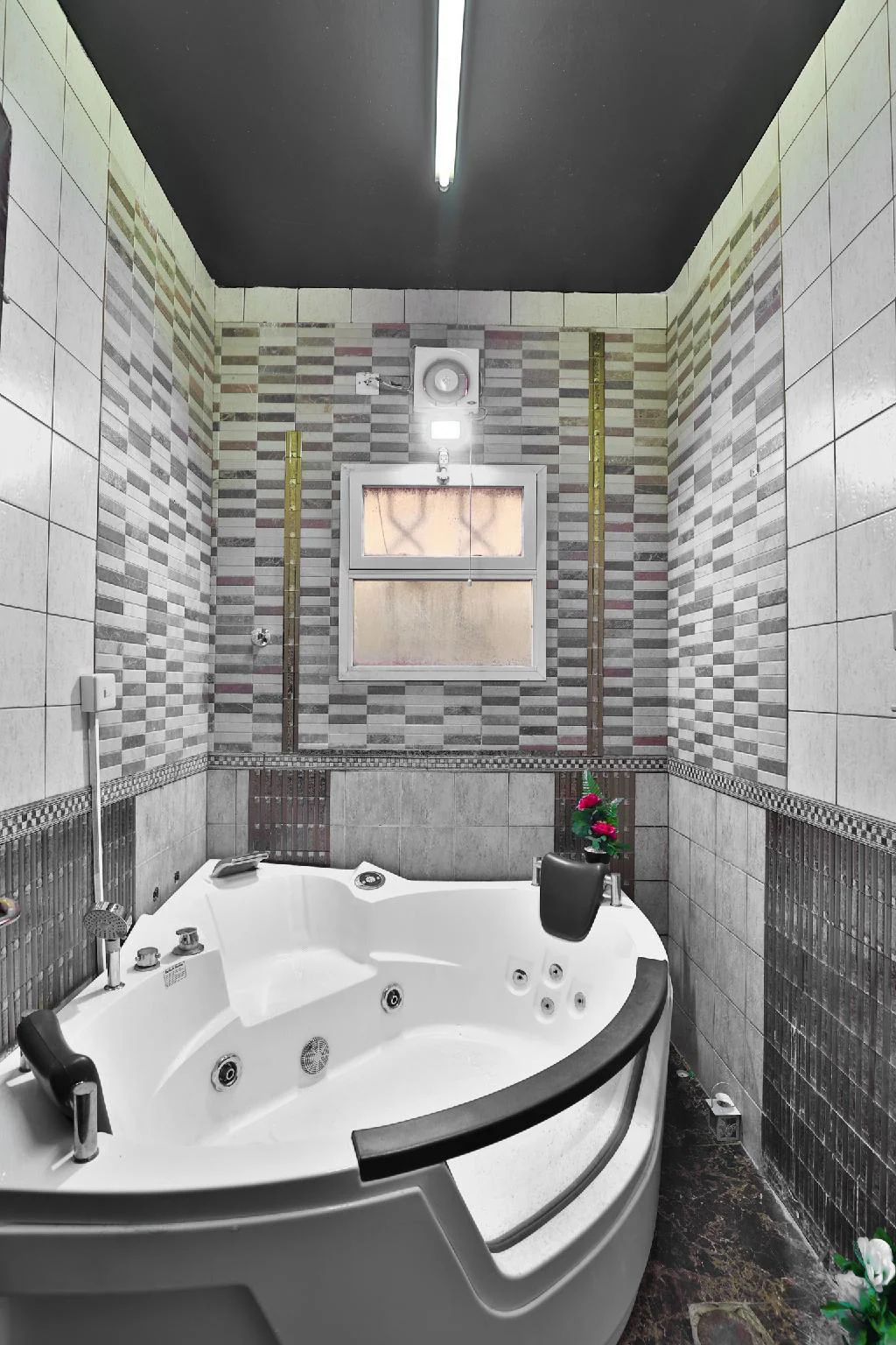 OYO 124 Dome Hotel Suites Al Orouba