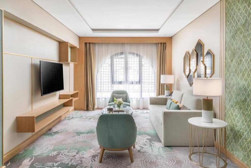 Makarem Haram View Suites