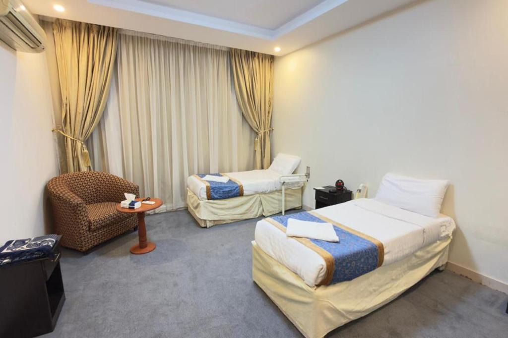 فندق درر الراشدية 