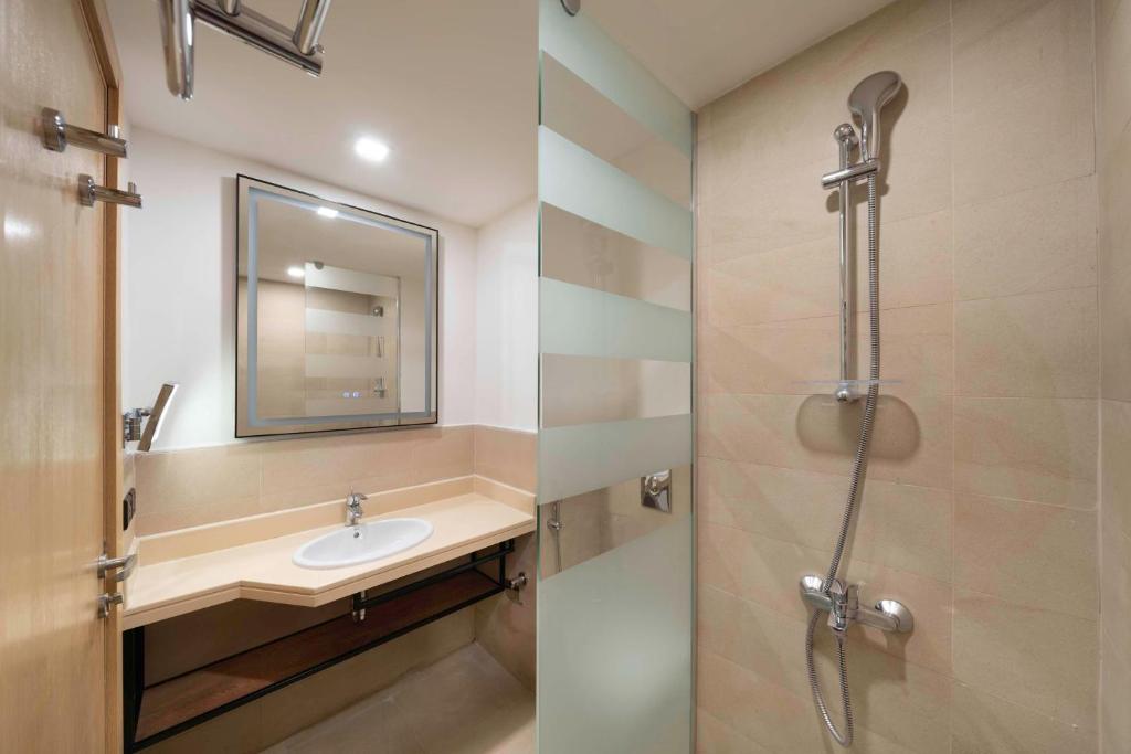 بارك إن باي راديسون مكة ذخر (الشرقي&الغربي)