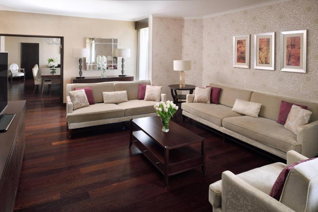 فندق الرياض ماريوت(RIYADH MARRIOTT HOTEL)