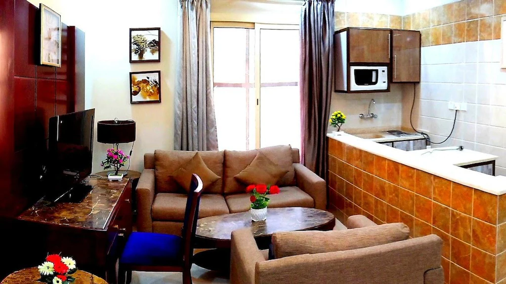 لؤلؤة الأربعين للأجنحة الفندقية