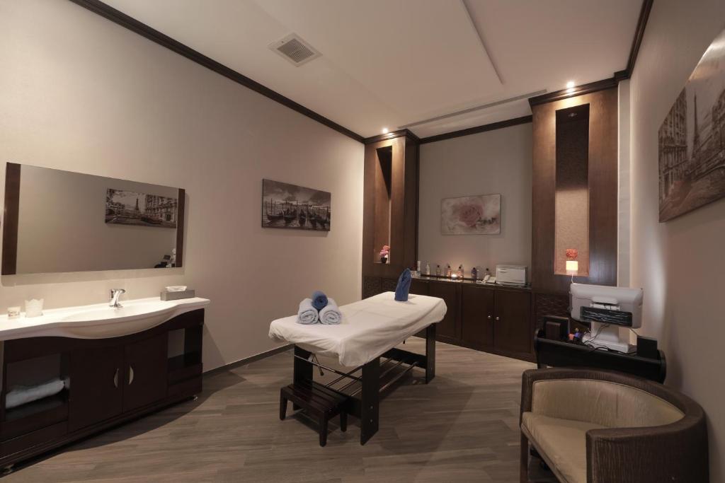 فندق سويس إن بارك(Swiss in Park Tabuk)