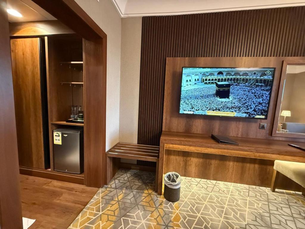 فندق كراون تاون