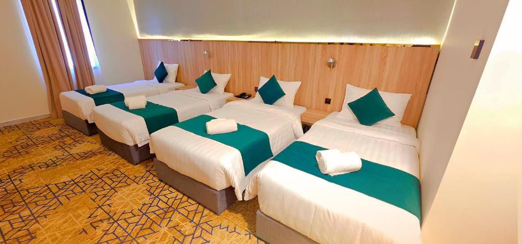 بونسيانا-Poinciana