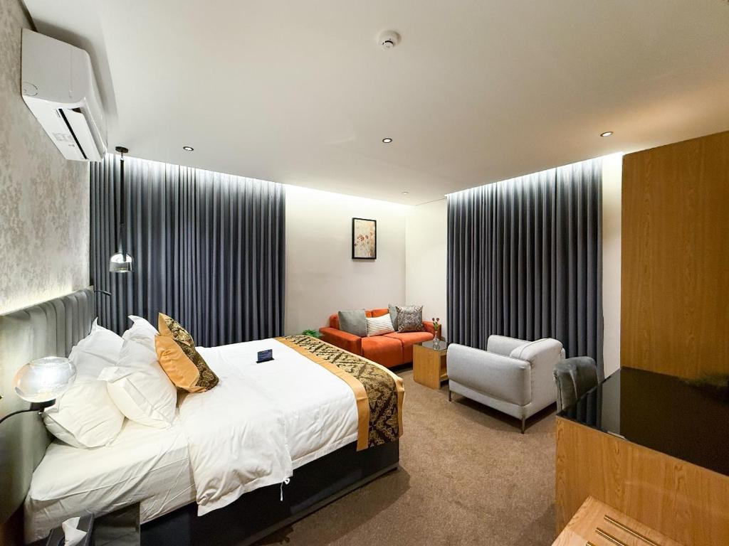 hotel image 10