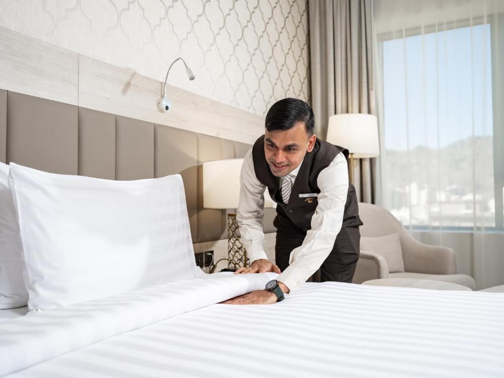 فندق دبل تري من هيلتون مكة العزيزية