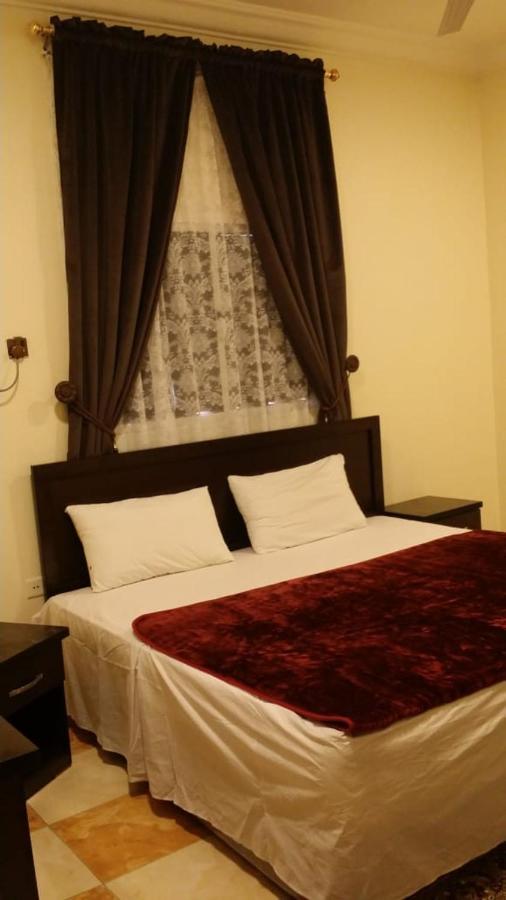 Al Eairy Furnished Apartments Tabuk 4