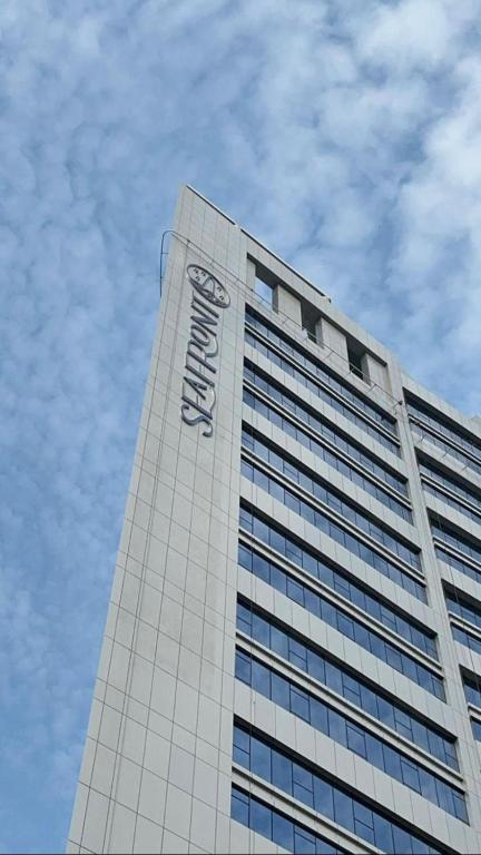 سي فرونت لوكس-سويت