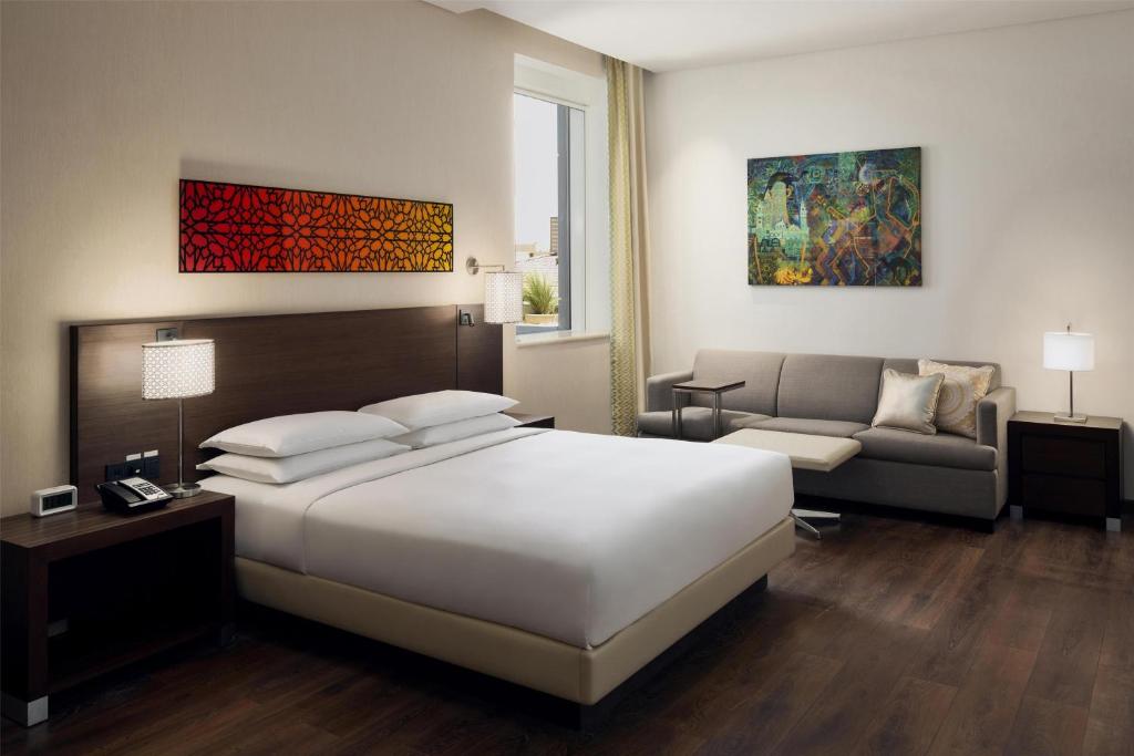 Hyatt Place Riyadh Al Sulaimania