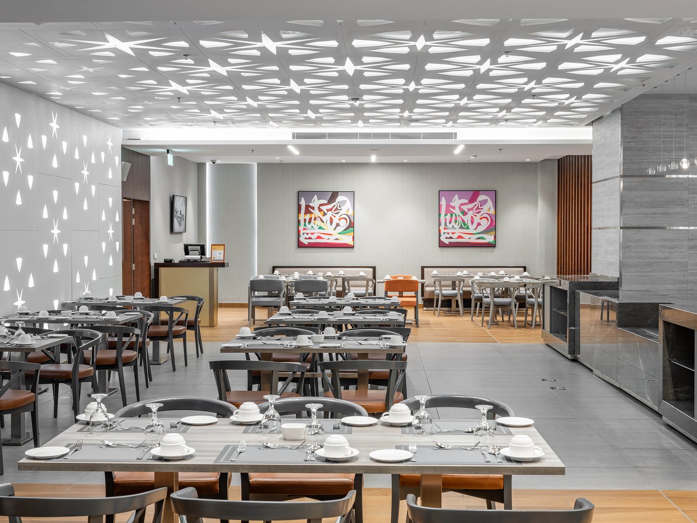 Wirgan Al Noor Tapestry Collection by Hilton