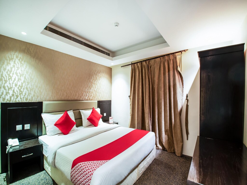 Oyo 200 Majestic Homes