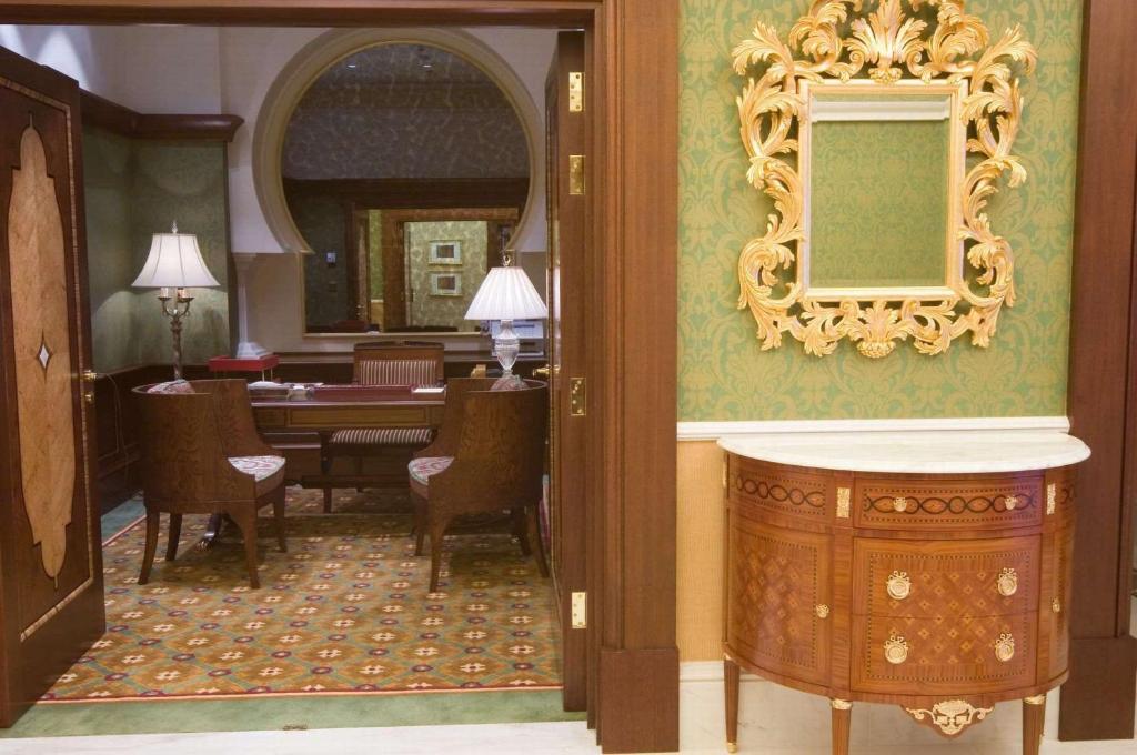 فندق والدورف أستوريا جدة - قصر الشرق