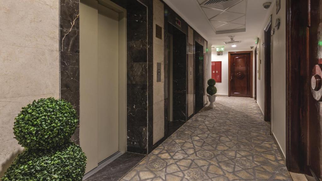 فندق جوار المدينة الفندقية