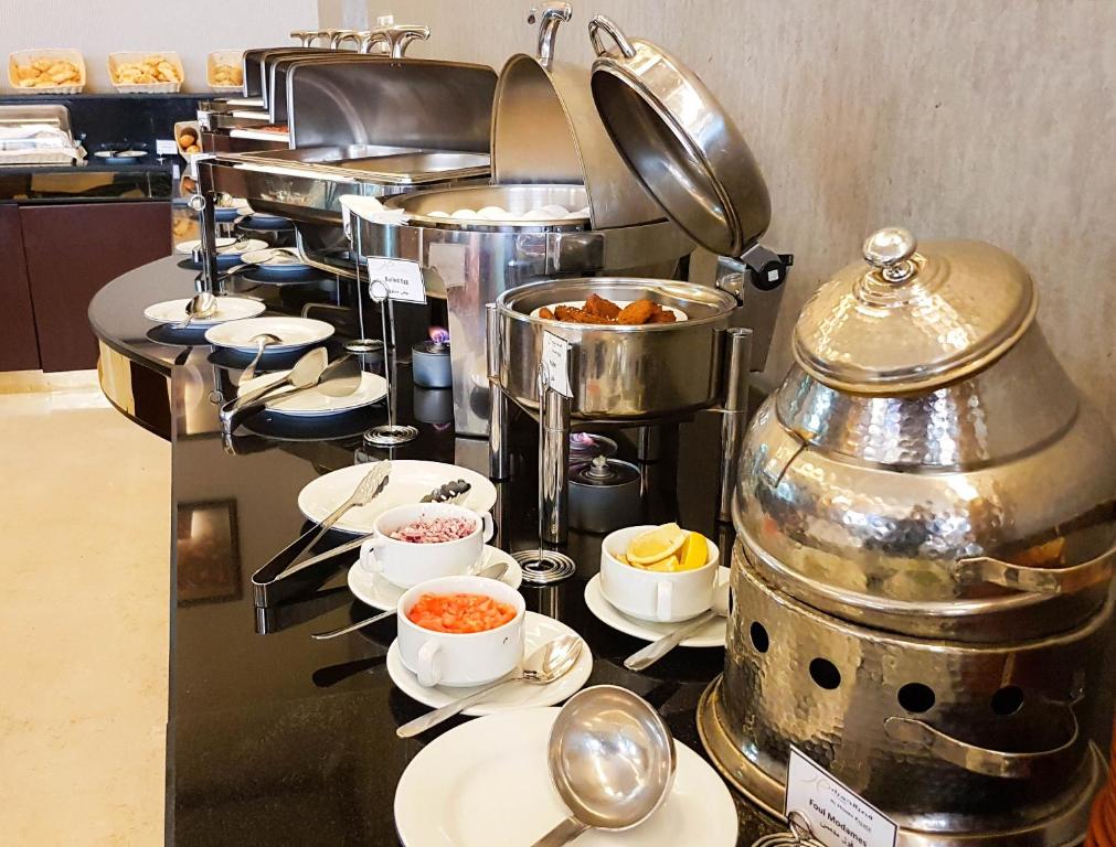 قصر الحمراء من ورويك(Al Hamra Palace By Warwick)