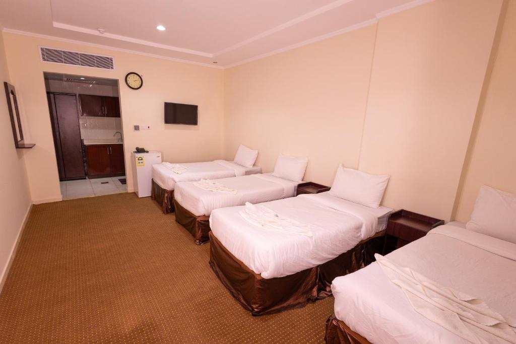 فندق الزائرين 2