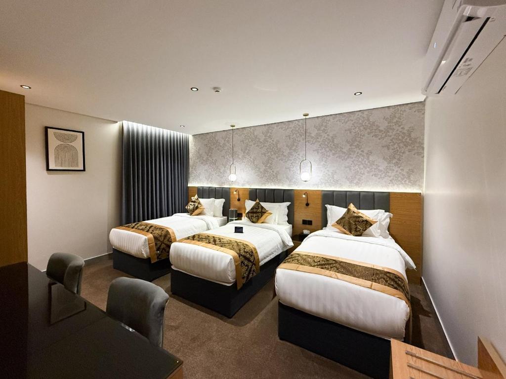 hotel image 12