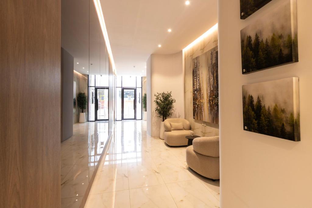 Luxury Suites Hotel Apartments