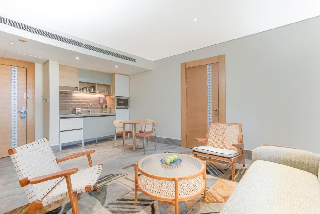 فندق ايوا اكسبريس - الشاطئ