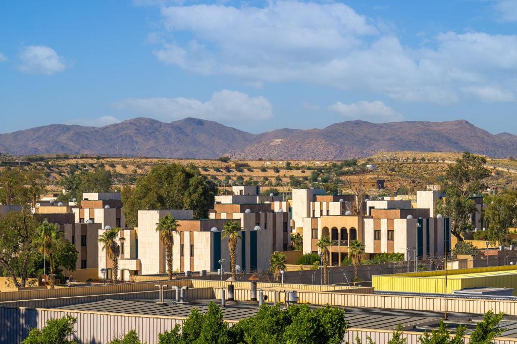 INTERCONTINENTAL HOTEL