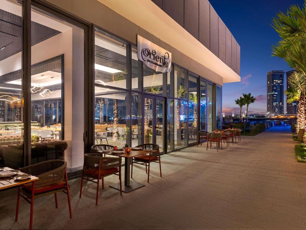 ريكسوس أبحر جدة منتجع وفيلات