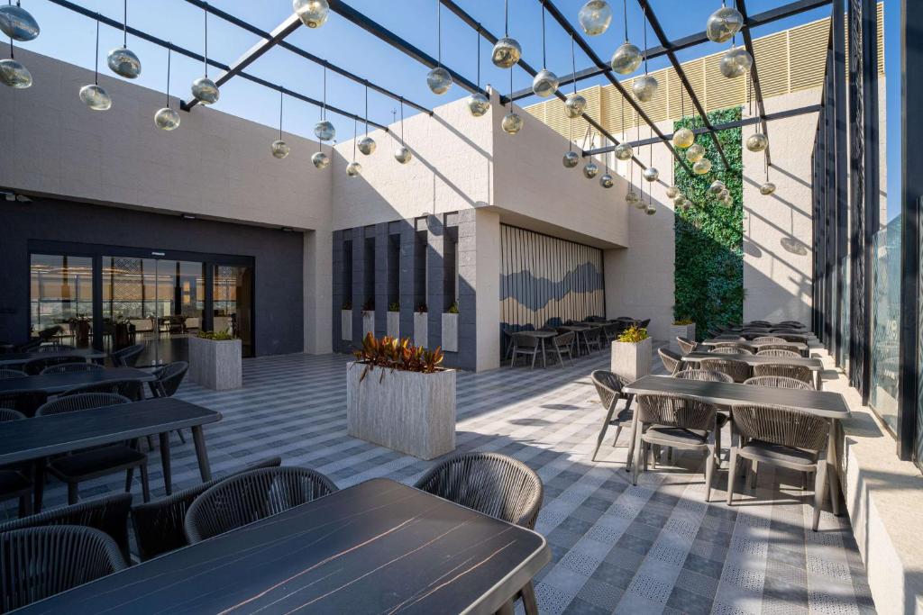 Best Western Plus Danat Almansak Hotel