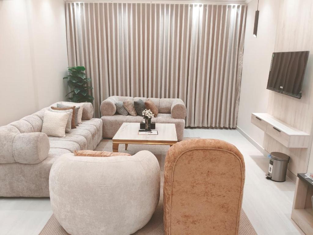 Burj Al Hayat Furnished Suites - Al Mallaz