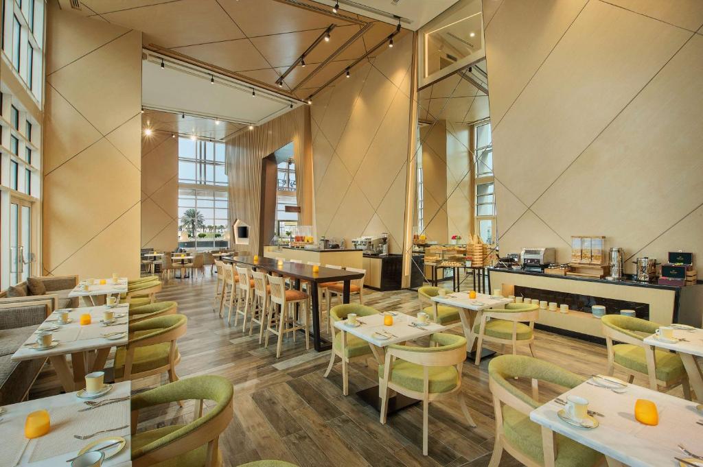 HILTON GARDEN INN AL KHOBAR