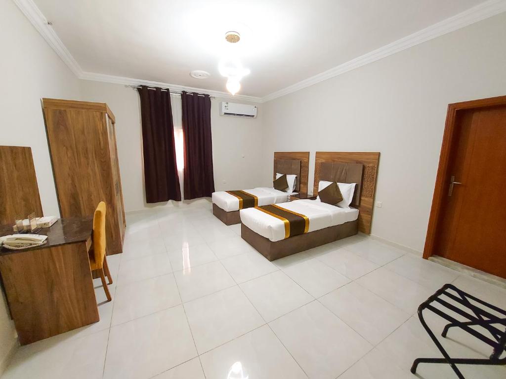 Iwan AlAndalusia hotel suites Alrehab