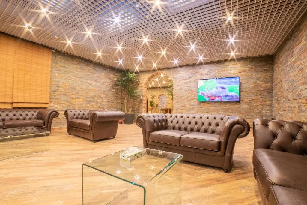 منتجع شاطئ النخيل