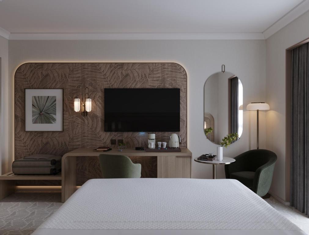 Diyar Ajwa, Tapestry Collection by Hilton