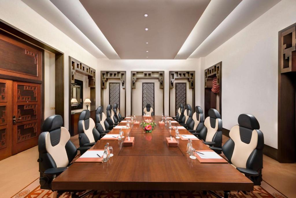 فندق والدورف أستوريا جدة - قصر الشرق