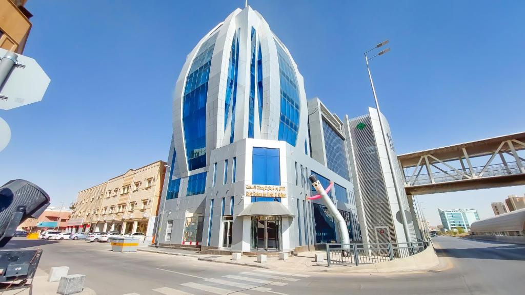 فندق جولدن ديون الملز
