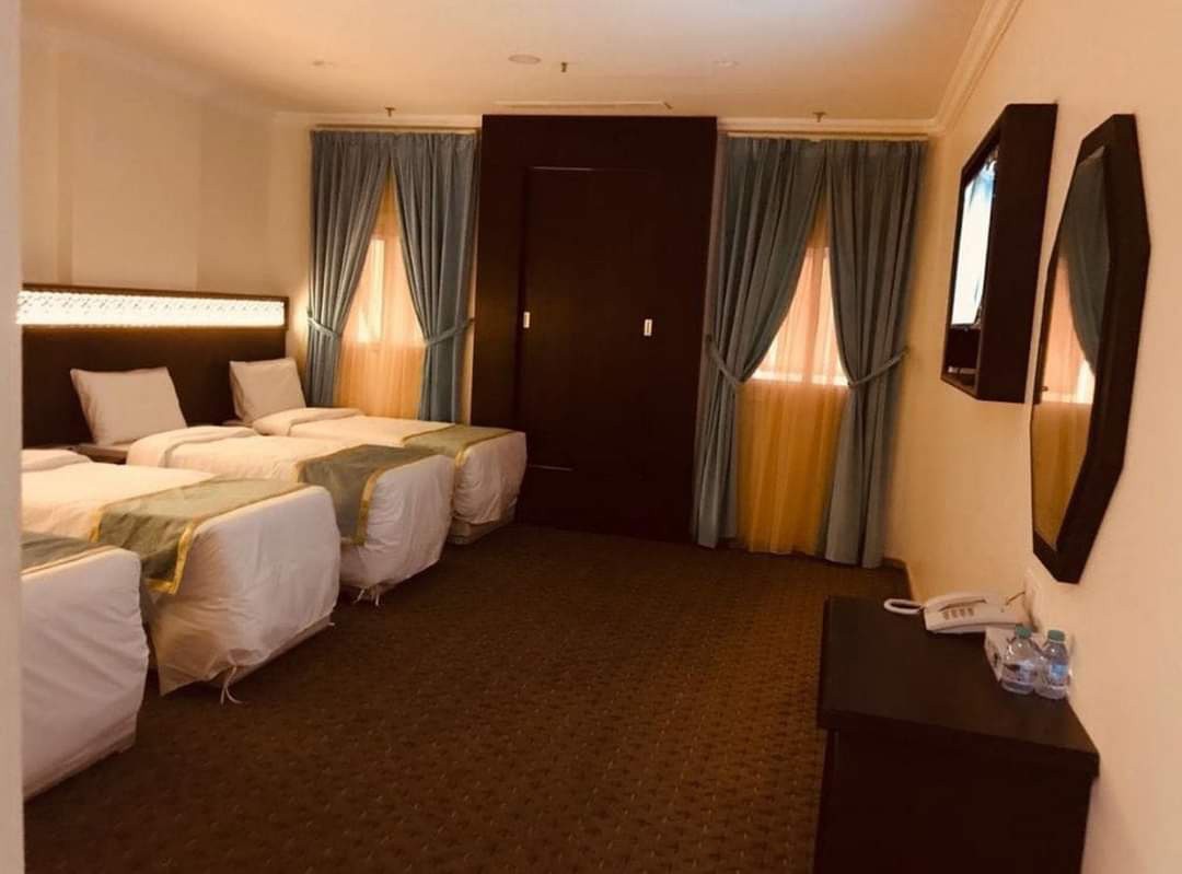 فندق نزيل المشاعر 