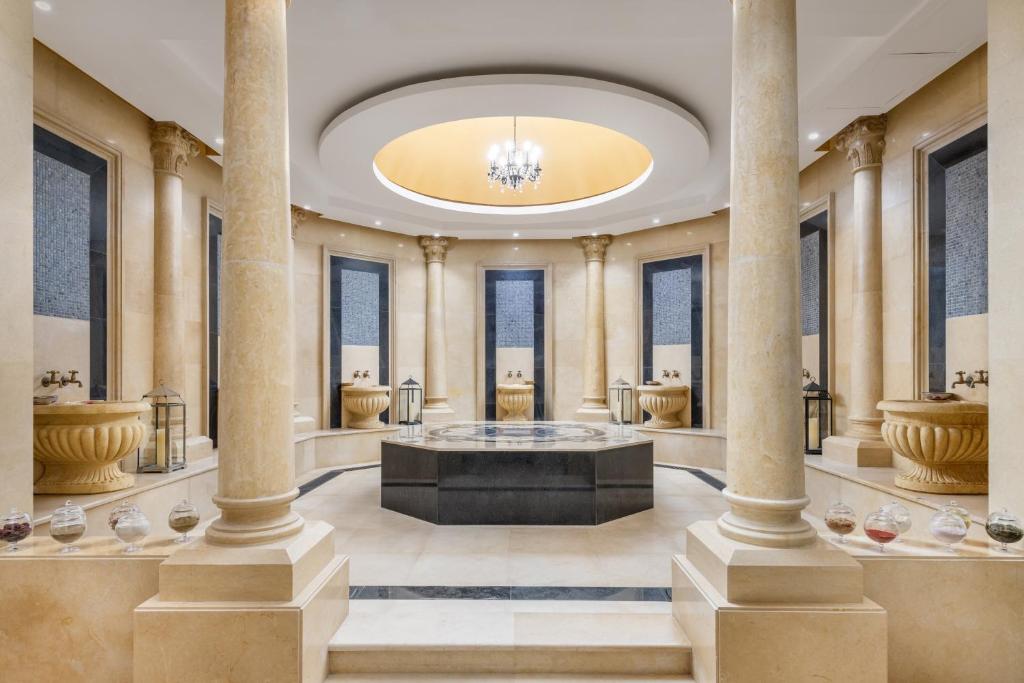 فندق ذا فينيو جدة الكورنيش