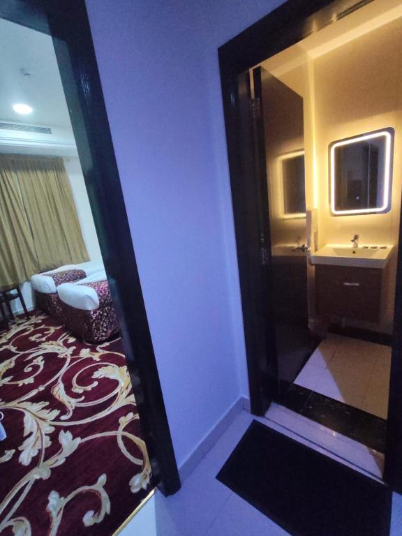 فندق المسار العزيزية