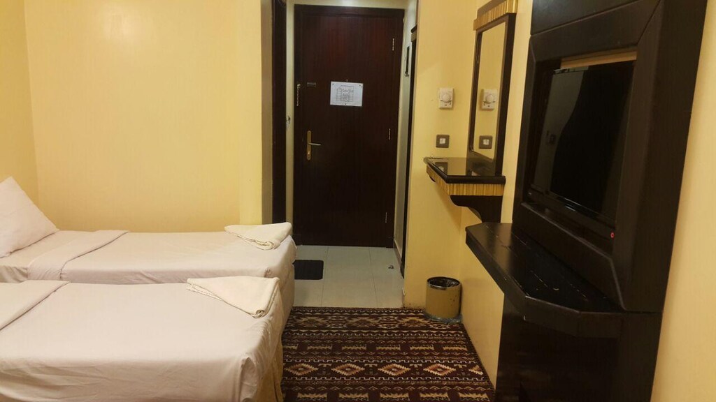 Al Fayroz Kartaj Hotel