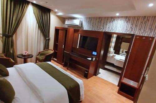 Neroz inn Hotel