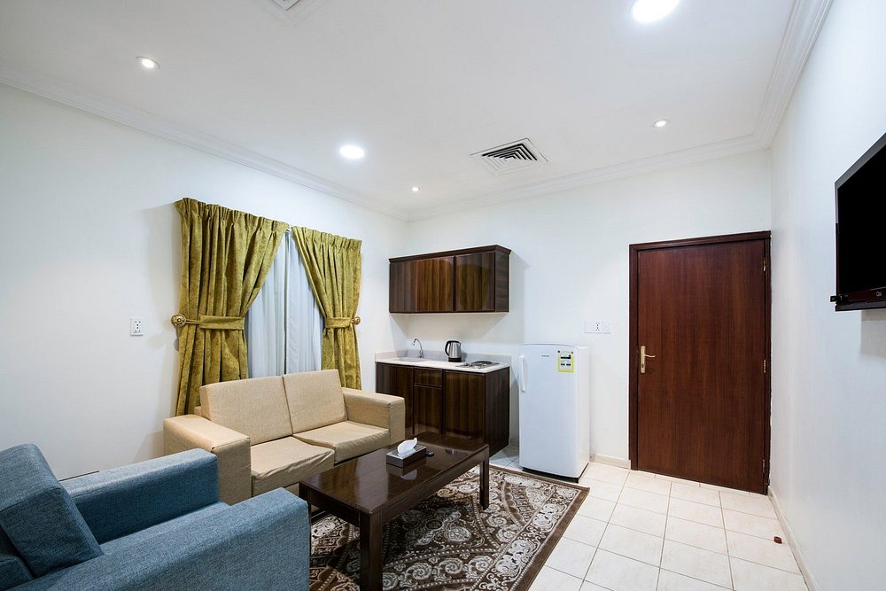 OYO 153 Olaya Houses 2