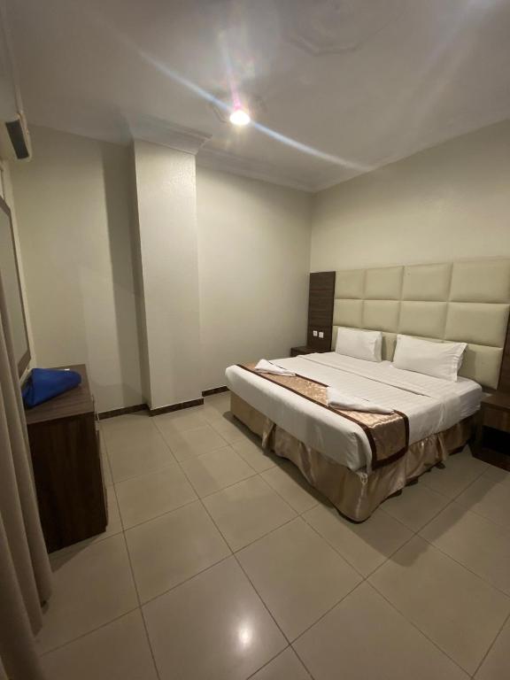 فندق جولدن العرين