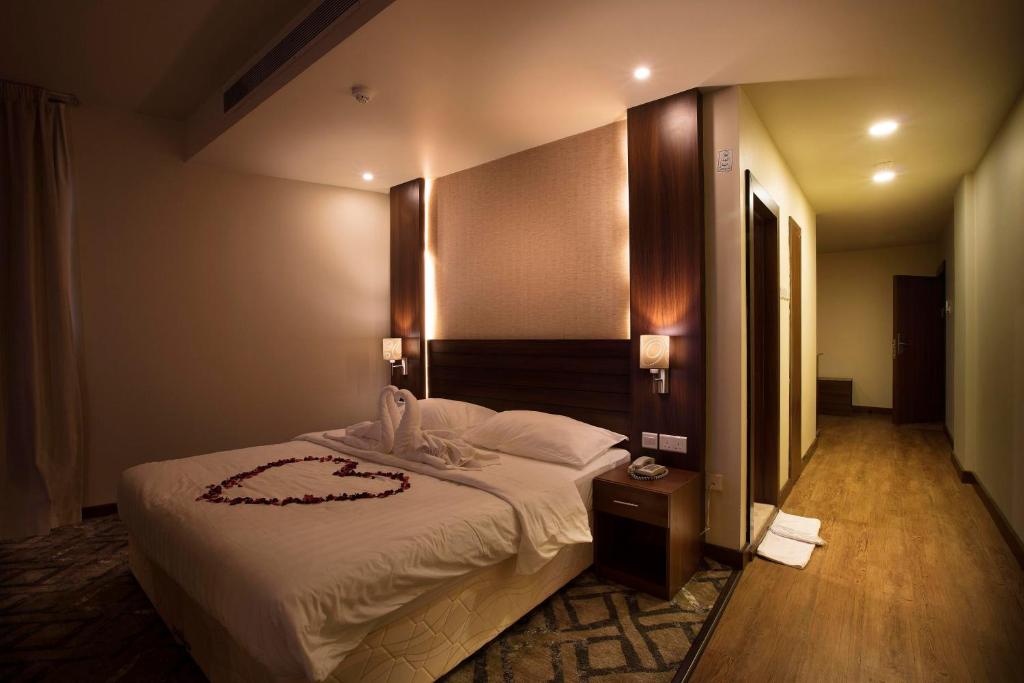 لي لي للشقق المخدومة تصنيف اقتصادي