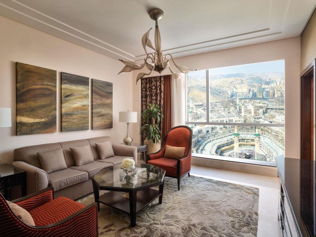 Makkah Clock Royal Tower - A Fairmont Hotel