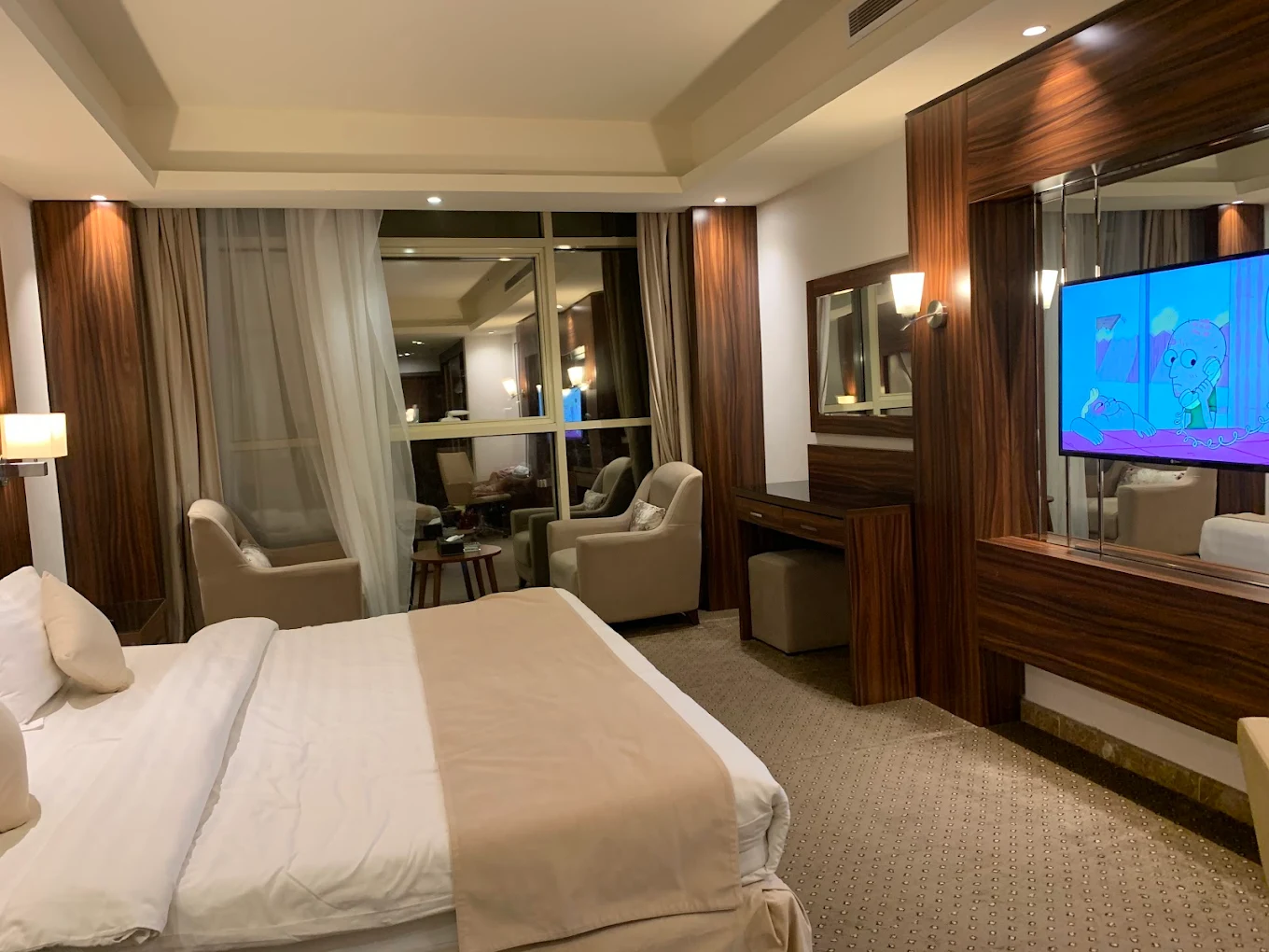 فندق ابريز جراند(EBREEZ GRAND)