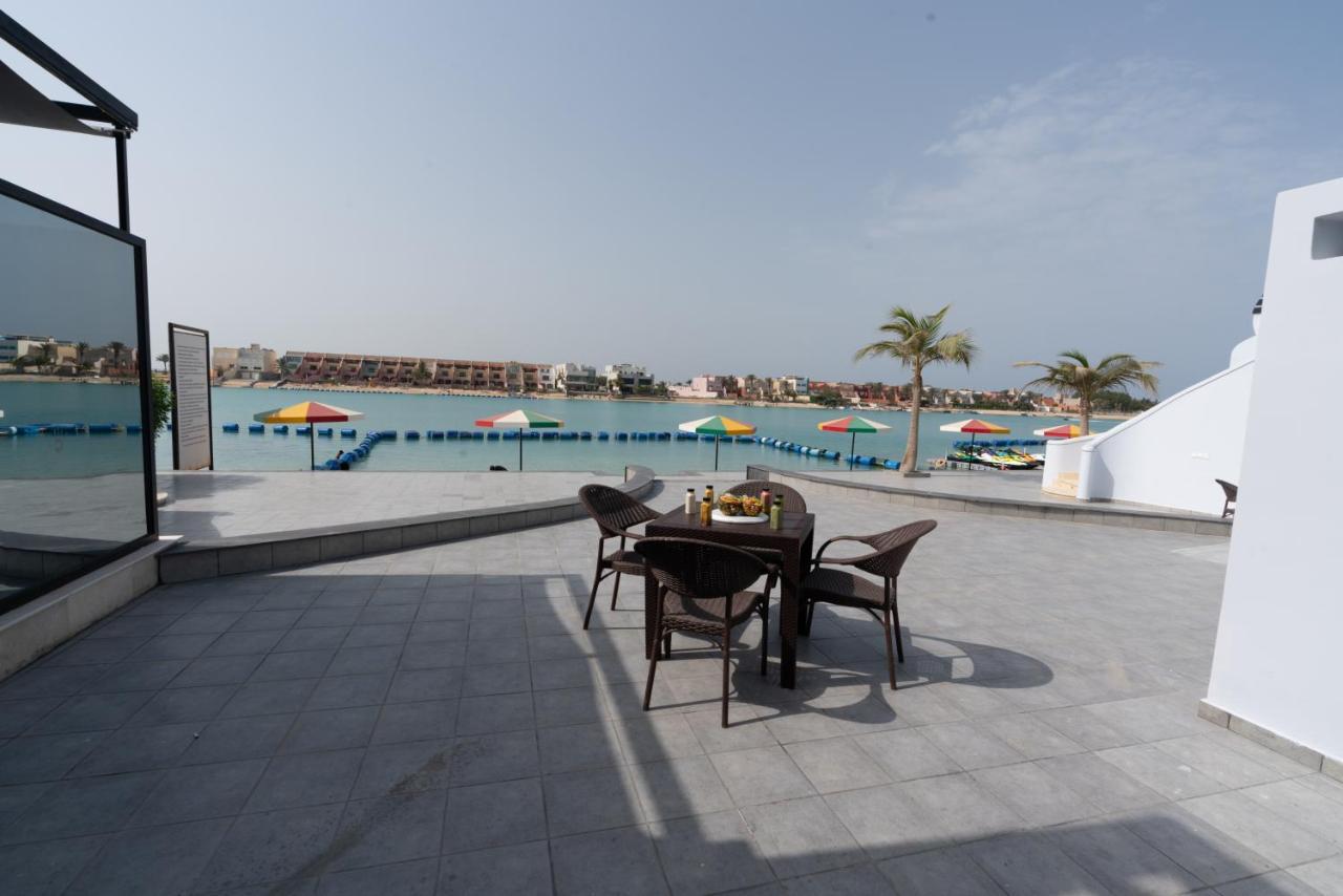 منتجع لافونتين لاجون / للعائلات فقط(La Fontaine Lagoon Resort / Families only)
