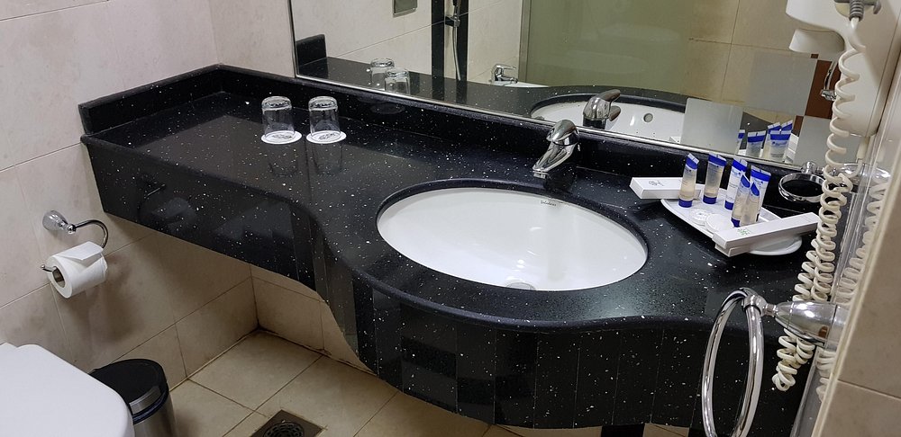 رويال الروضة(Al Rawda Royal Inn)